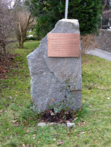 Commons_Lohse-Gedenkstein-Schlettau